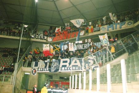 19-SEDAN-OM 01.jpg